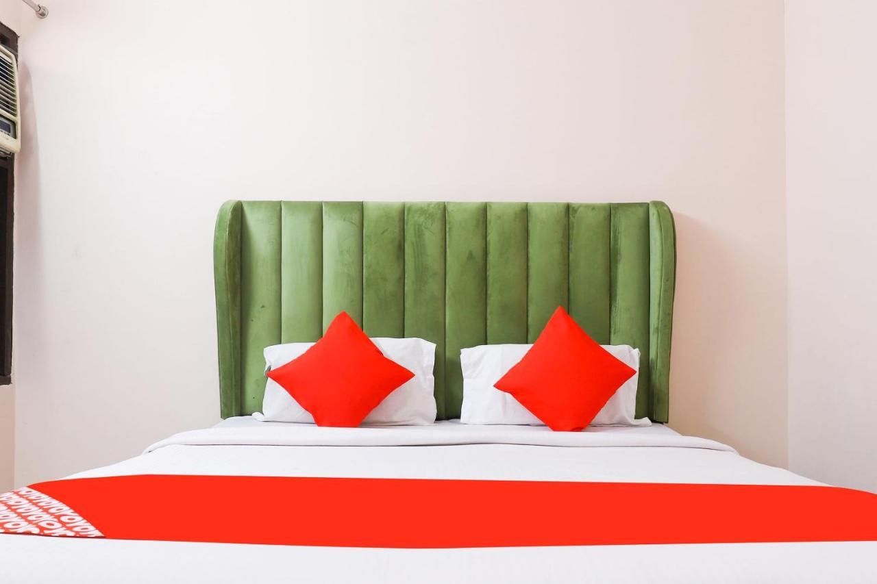 Oyo 77819 Shahdara Inn นิวเดลี ภายนอก รูปภาพ
